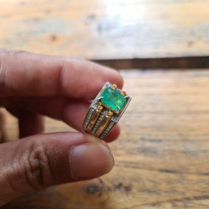 CINCIN BATU ZAMRUD DENGAN BERLIAN ASLI 100%