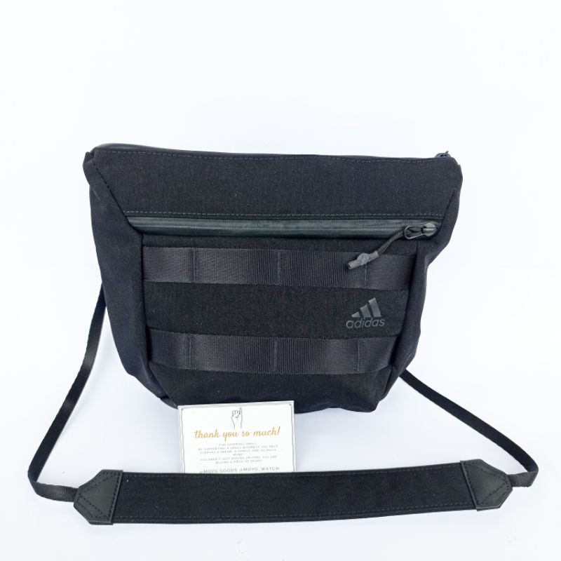 Waistbag/ Tas adidas training sacoche