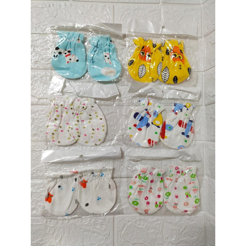 Sarung Tangan Bayi New Born Motif Unisex Bahan Katun Halus Import (Kirim Motif Random)