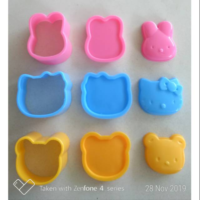 Cetakan Bento Cetakan Puding Cetakan Nasi Cetakan Roti Tawar ( 1 buah )