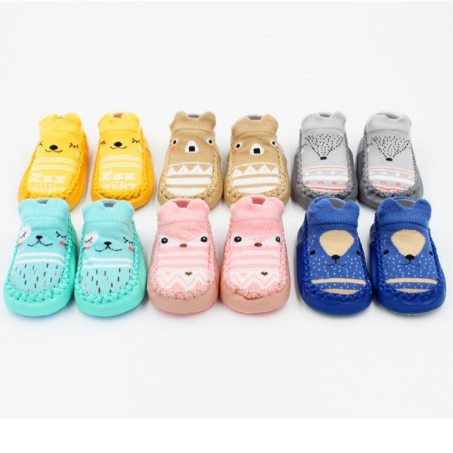 Diskon Shop - F382 Sepatu Anak Bayi / Kaos Kaki Anti Slip Bayi / Sepatu Prewalker Bayi