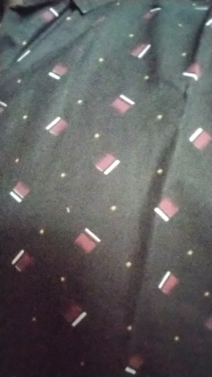 Kemeja Pria Lengan Pendek Motif