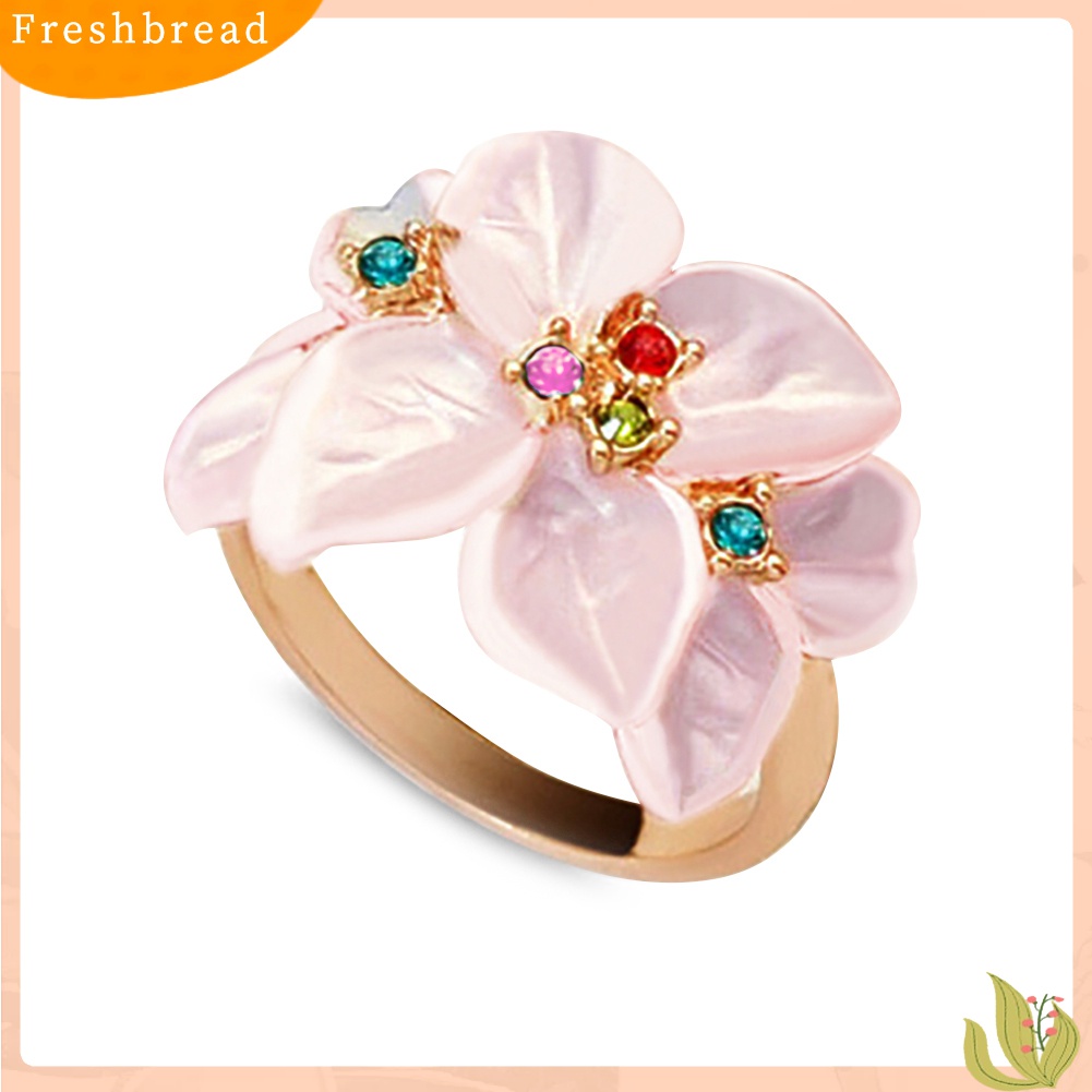 ? Fresh ? Perhiasan Cincin Alloy Wanita Motif Bunga untuk Pesta / Pernikahan / Hadiah