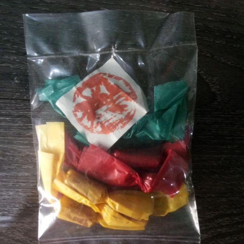 

Permen Bon Bon Kelapa Bagan Jadul isi 10 / Yatheng Oleh Oleh Khas Bagan Baru Manis Original halal Besar Bagansiapiapi Riau