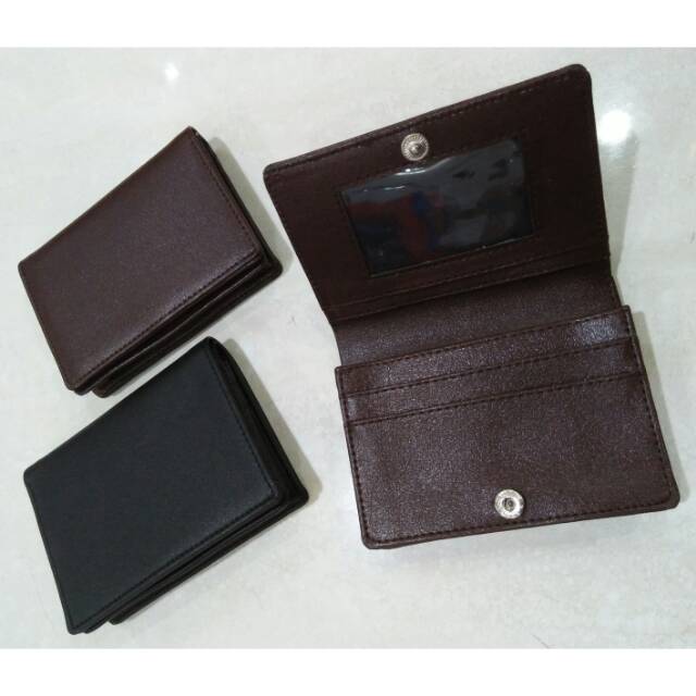 Dompet tempat kartu kancing polos