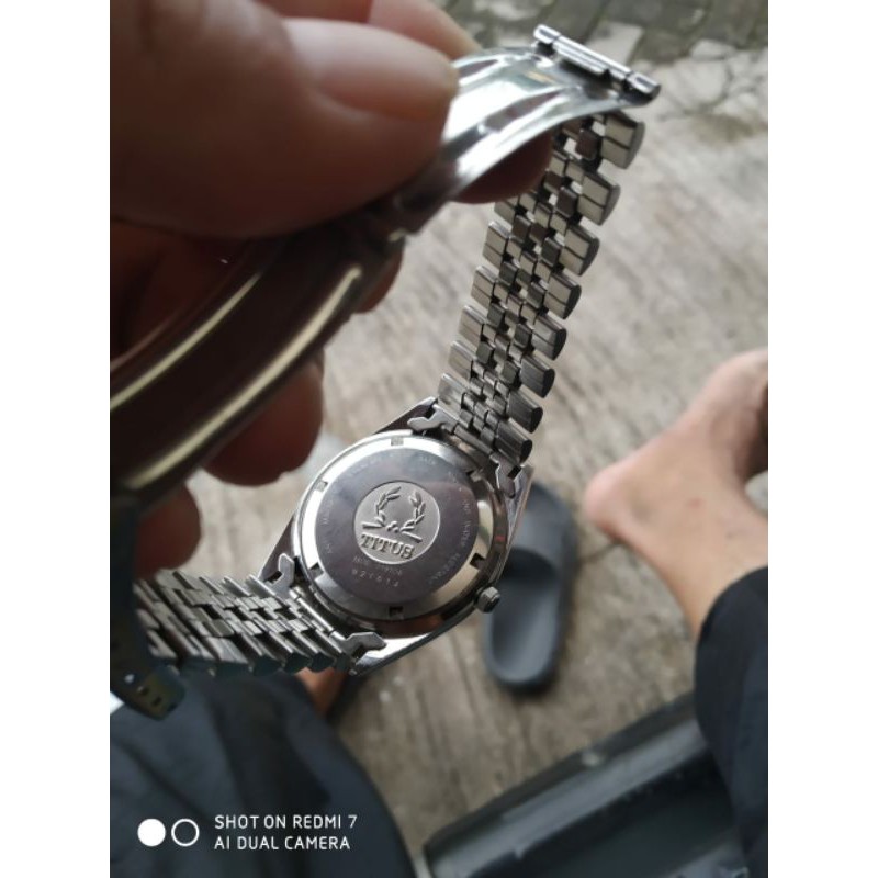 jam tangan titus