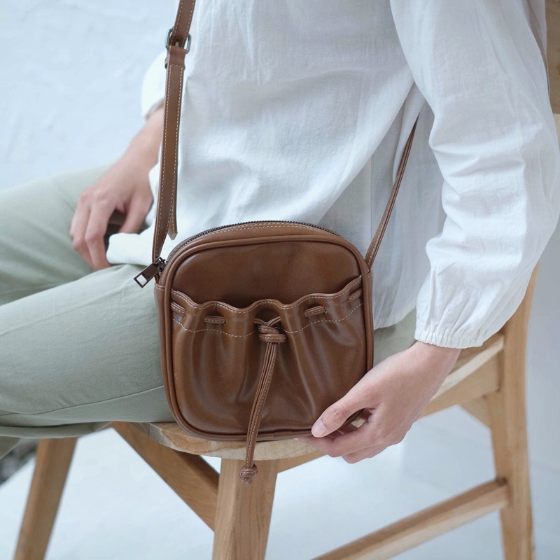 Luppie Sling bag