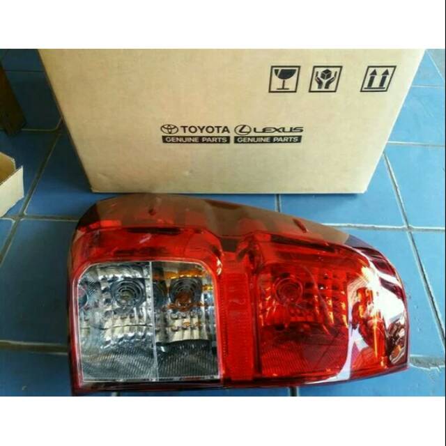 Stop Lamp Hilux 2016. Lampu Stop Hilux. Lampu Belakang Hilux