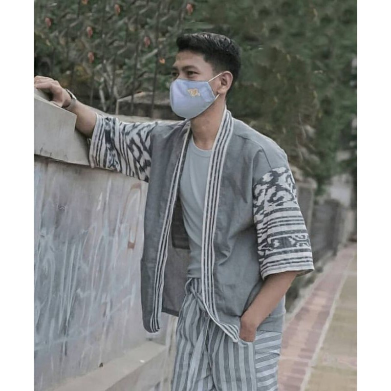 Baju Tenun pria, kimono tenun pria modern