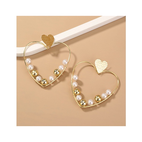 LRC Anting Tusuk Fashion Golden Love Pearl Alloy Stud Earrings P57480