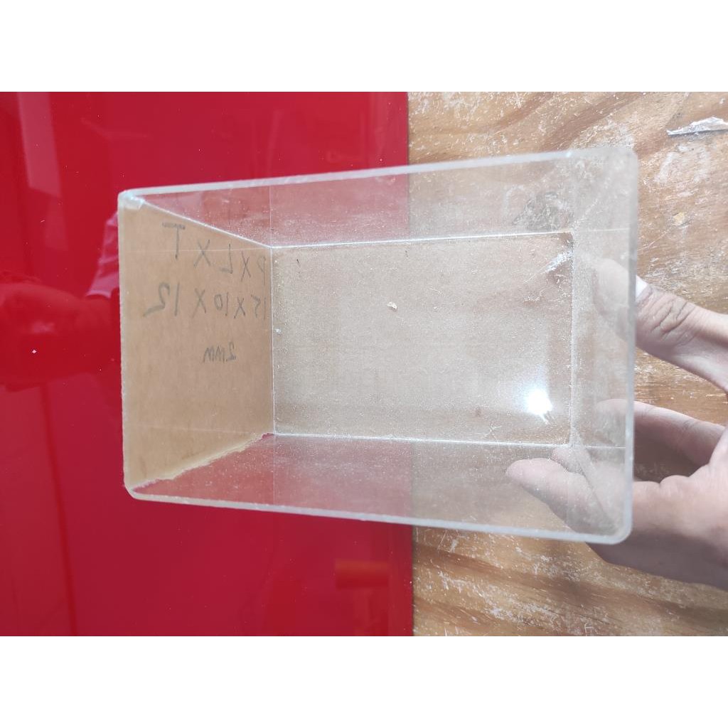Aquarium Ikan Cupang Bahan Akrilik Ukuran 15 cm x 10 cm x 12 cm