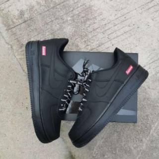 supreme black airforce