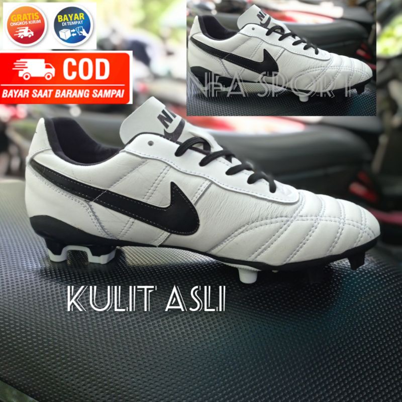 SEPATU BOLA ASLI KULIT   SEPATU SEPAK SEPATU BOLA PUMA SEPATU BOLA ADIDAS-1