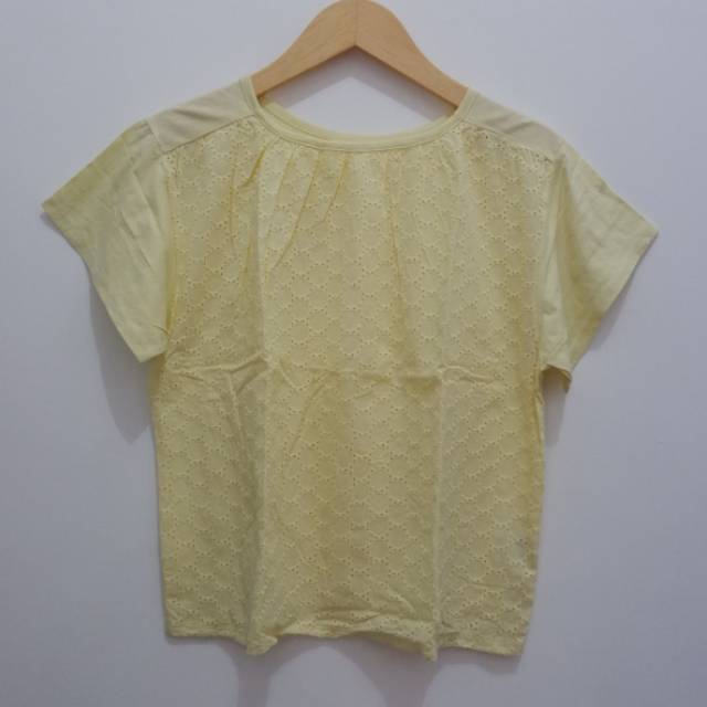 UNIQLO KAOS