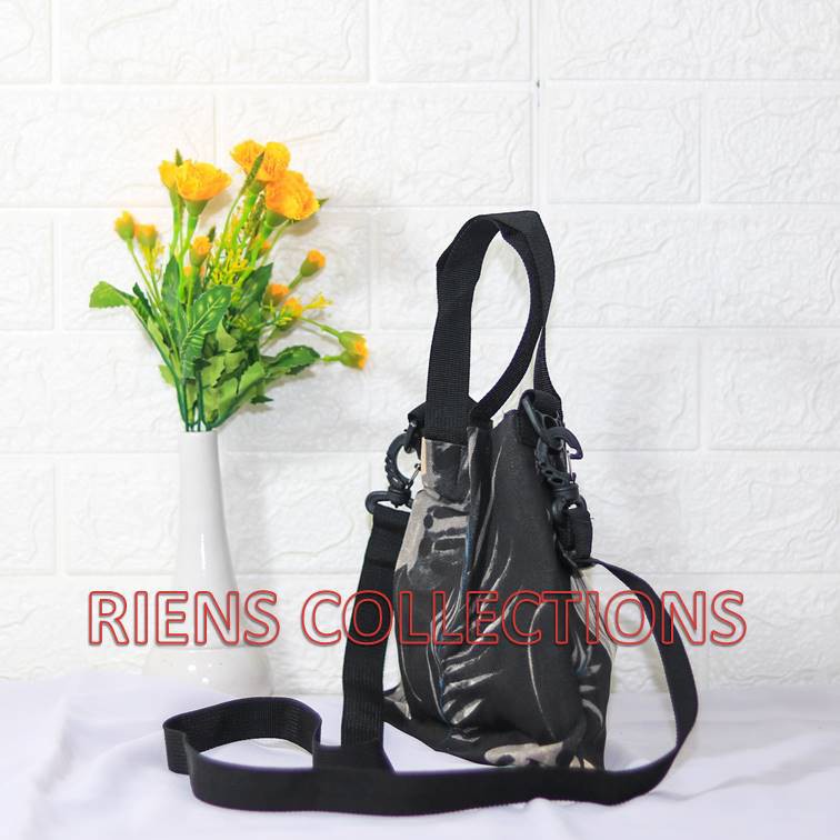 RIENS COLLECTIONS. SLING BAG TAS SELEMPANG KANVAS MOTIF FLORAL LATAR HITAM SBC02041