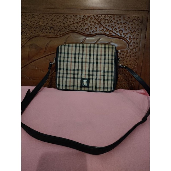 Tas Daks Sling Bag Preloved