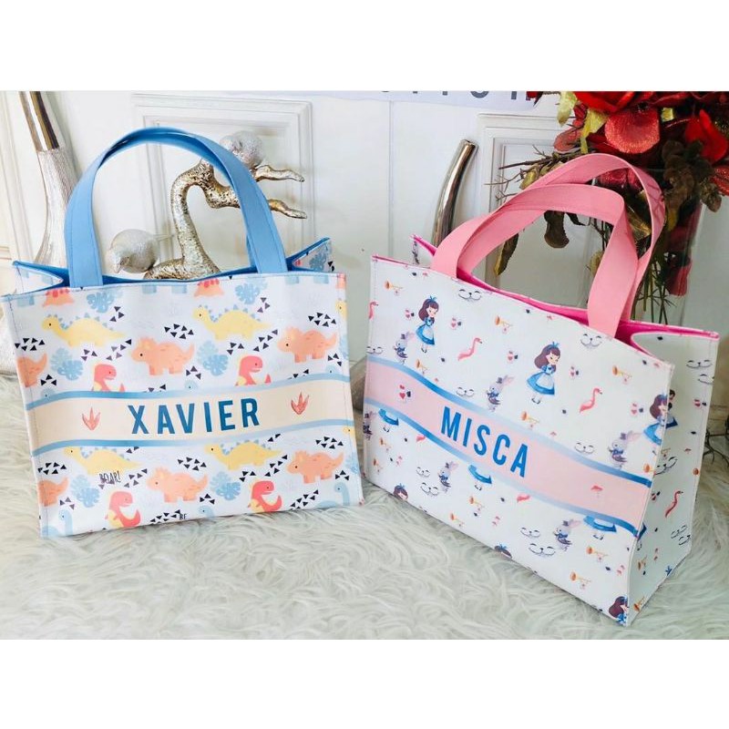 

HD DIONA Bag Medium/Hampers/Souvenir Ulang Tahun/Aqiqahan/Tasyukuran/goodie bag/suvenir