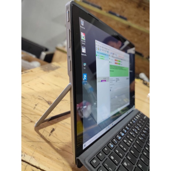 KMI LGI PROMO MURAH                ACER SWITCH SA5-271P TOUCHSCREEN CORE I5 6200U RAM 8GB SSD 256GB