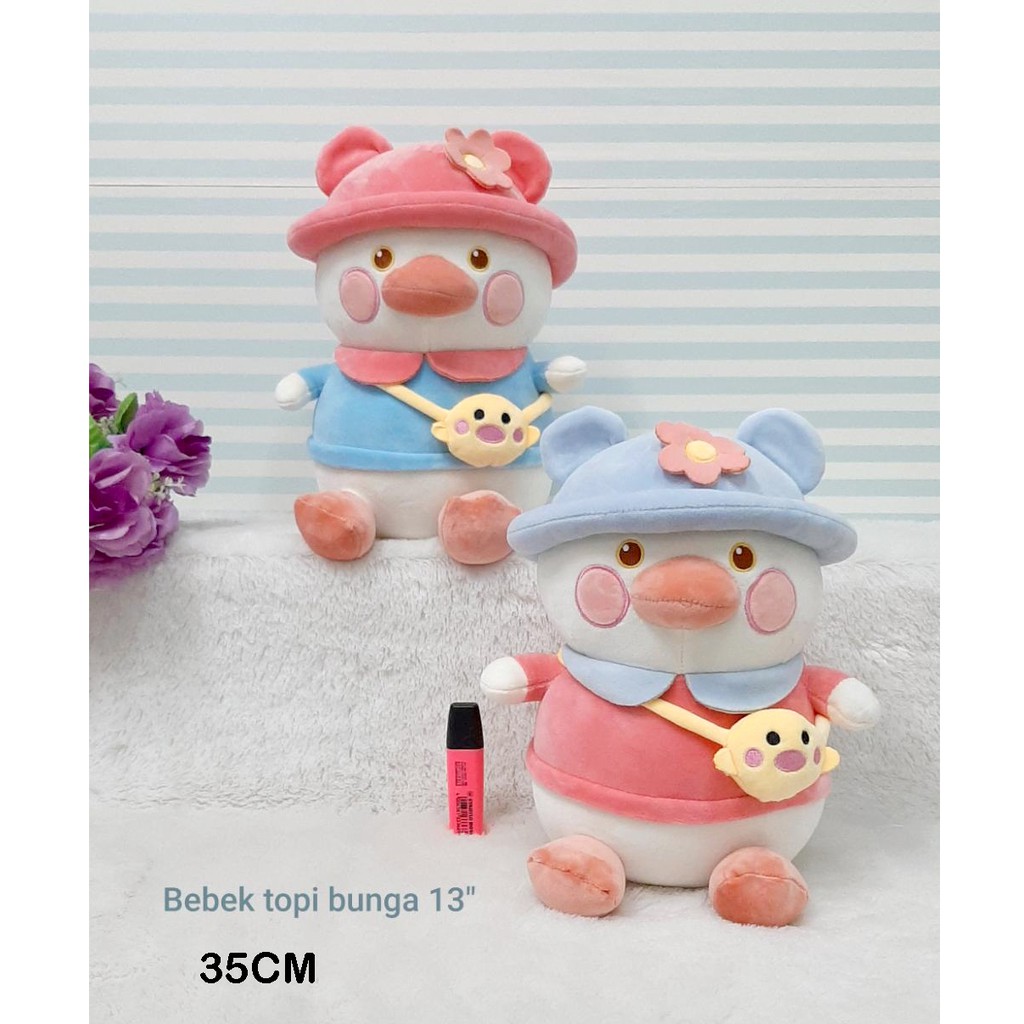 Boneka Bebek Topi Bunga 35CM Duck Costum Tas Slempang Impor Kado Ultah