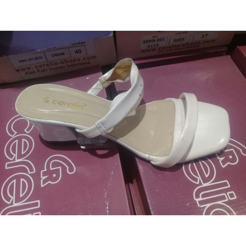 sepatu hak perempuan cerelia