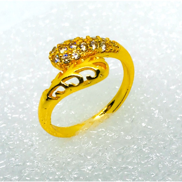 Cincin permata //cincin lapis emas//perhiasan //cincin wanita//cincin