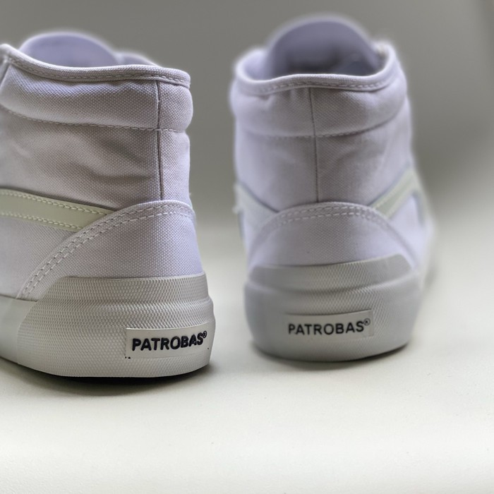 Sepatu Sneakers Patrobas New Ivan High Full Triple White Putih Original Sepatu Casual Putih Pria