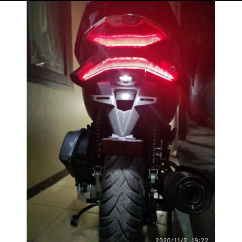 Fender custom PCX 150 Spakbor belakang custom PCX 150