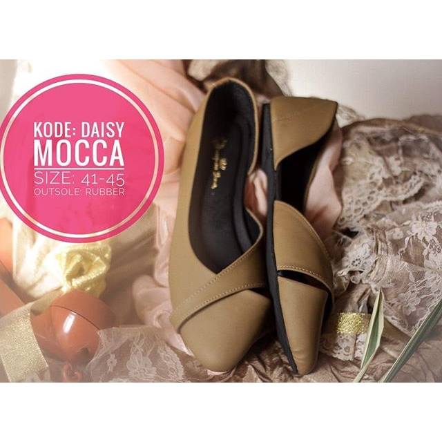 Sepatu Wanita Bigsize Jumbo Size 41,42,43,44,45