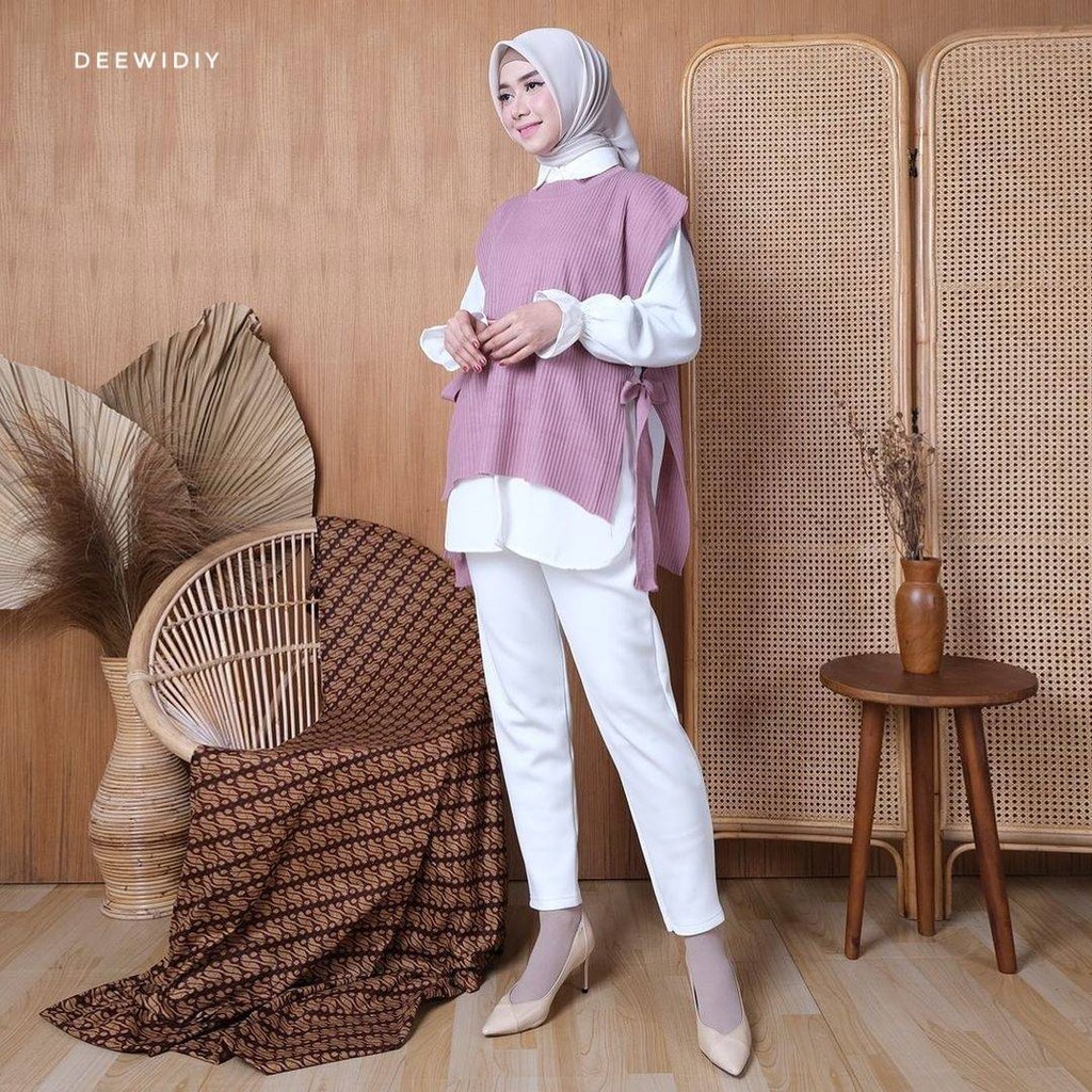 VEST ROMPI TALI RAJUT WANITA - DALMI VEST DEEWIDIY