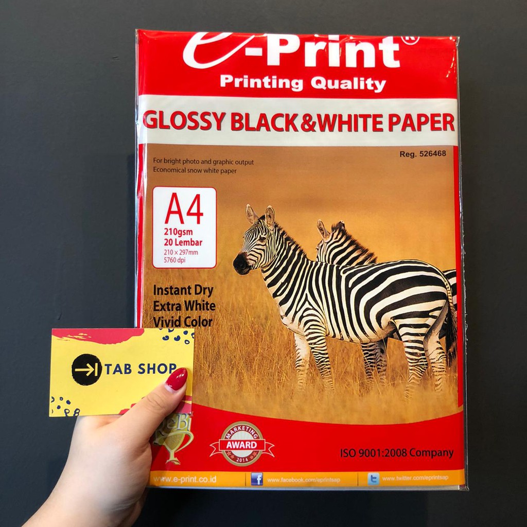 

TAB SHOP - EPRINT GLOSSY BLACK AND WHITE PAPER 210 GSM A4 20 SHEETS - E-PRINT KERTAS FOTO GLOSY HITAM DAN PUTIH 210 GSM A4 20 LEMBAR