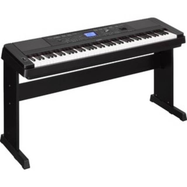 Yamaha Digital Piano DGX 660 / DGX-660 / DGX660 Black - White