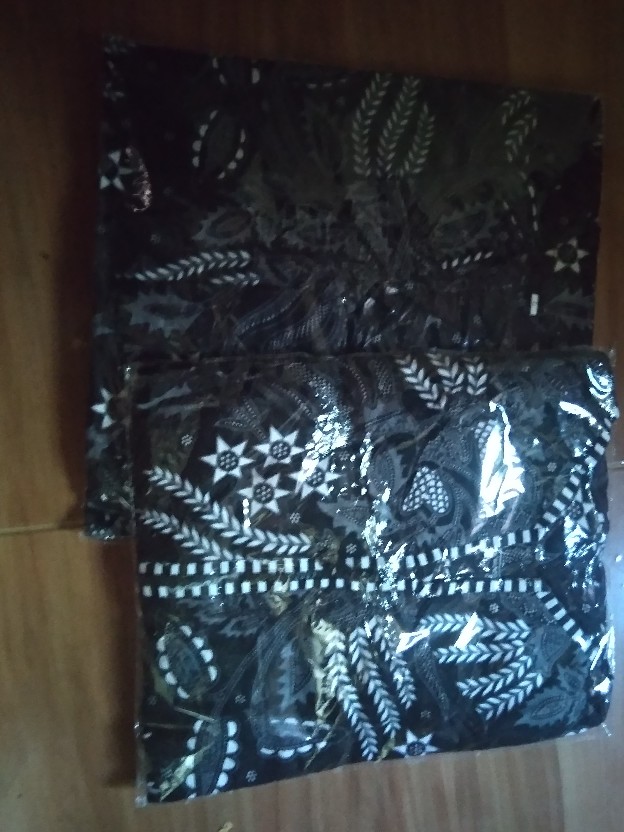 Couple Batik Tunik Dan Kemeja