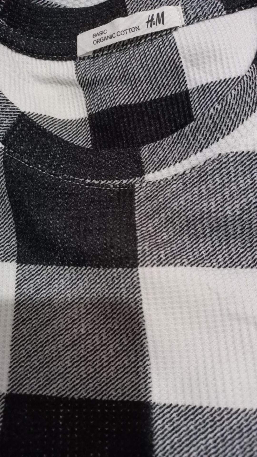 Kaos Motif Lengan Panjang Katun Waffle