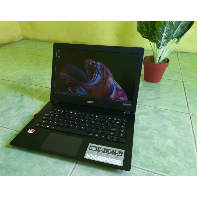 Jual Cepat Laptop acer aspire 3 ram 4gb