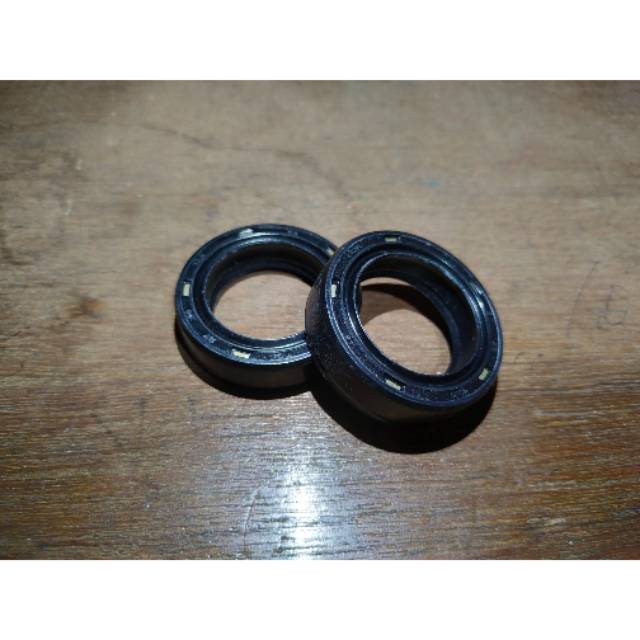 SEAL SHOCK DEPAN WIN GL CB 100 SATRIA RU