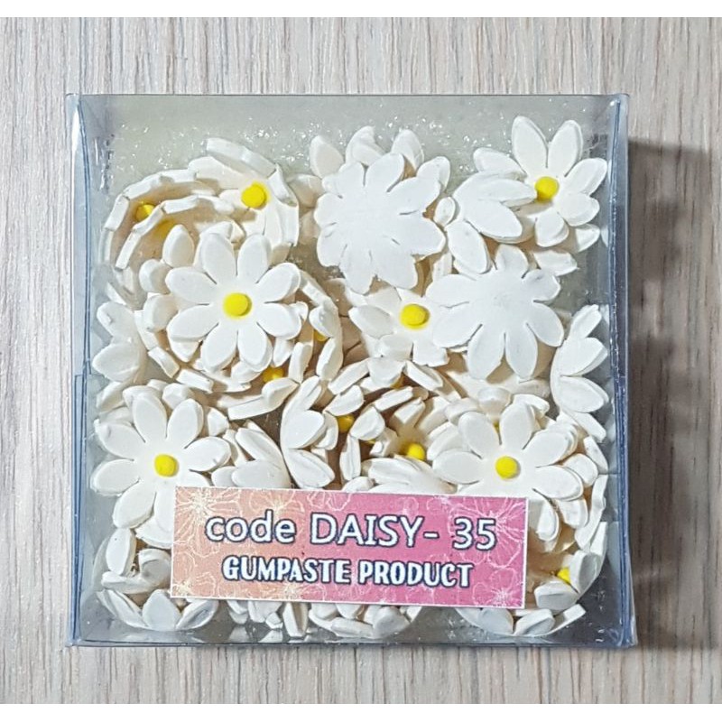 

[osheba] gumpaste bunga BK daisy 35 warna broken white isi 50 bunga