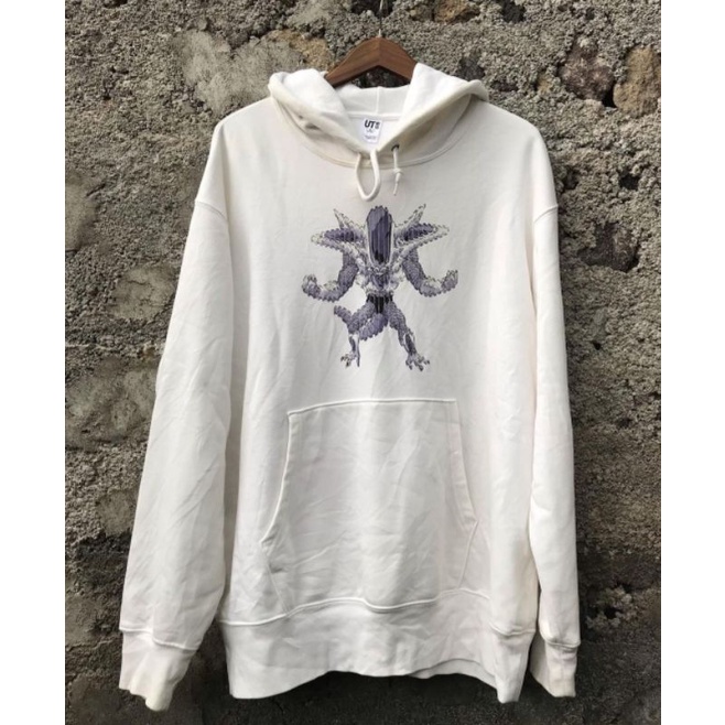 HOODIE UNIQLO X DRAGONBALL UT (SOLD) COD