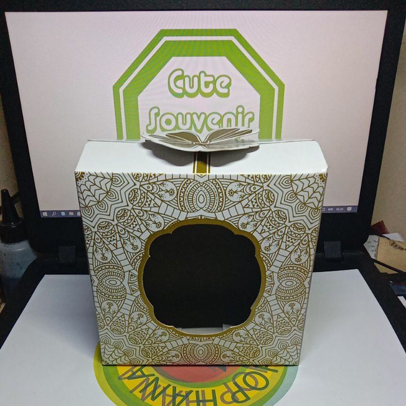 

DUS BOK KEMASAN SOUVENIR MANGKOK TWO TONE