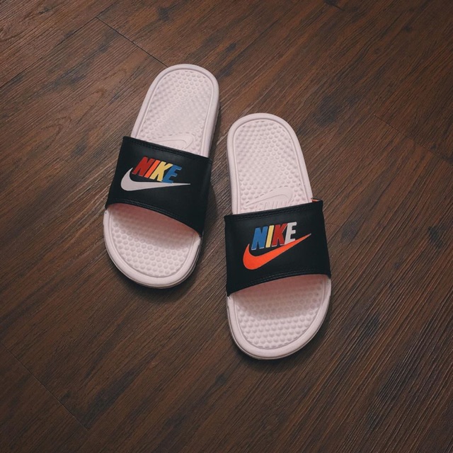 nike swoosh benassi slides