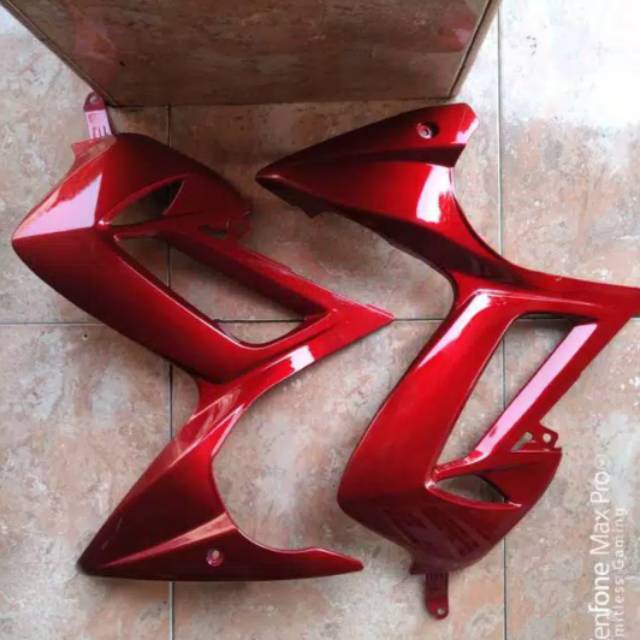 Sayap Samping  Suzuki Satria Fu Lama Fu Barong Merah.