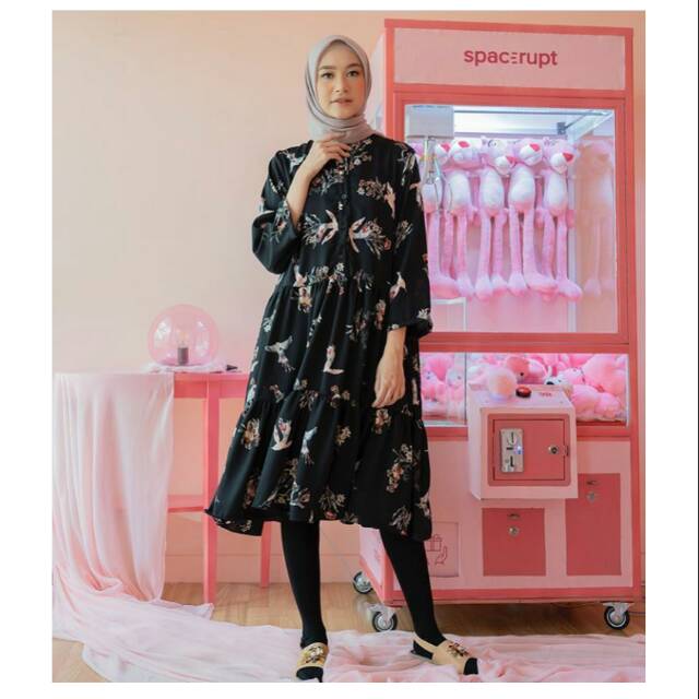 Azalea black midi dress haideeorlin