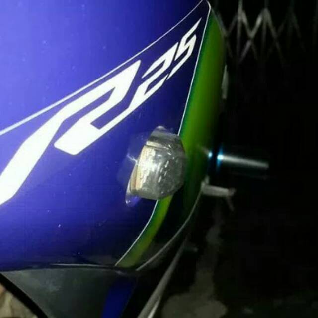 Lampu sein sen tempel r15 r25 cbr 150
