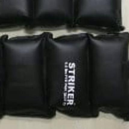 ❂ Bending kaki 2kg. Pemberat kaki 2kg. Ankle weight 2kg. Wrist weight 2kg. ◌