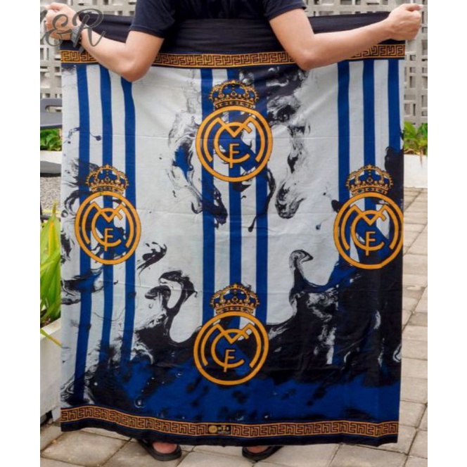Sarung Batik Barcelona Sarung FCB Sarung Bola Sarung Inovasi Terbaru Sarung Unik Sarung Sholat Sarun