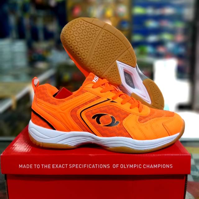 Sepatu astec cypher-badminton-murah meriah dan sangat berkualitas