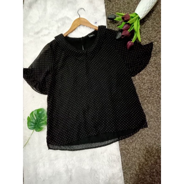 Uniqlo Baju Hitam Wanita / Blouse Korea