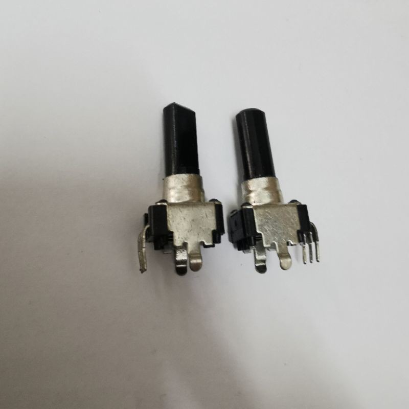 Potensio Putar Korg PA4X