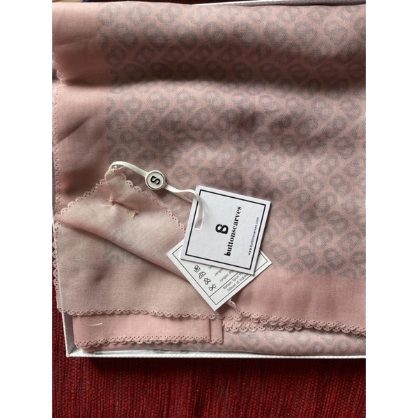 NEW tapis Buttonscarves tea rose