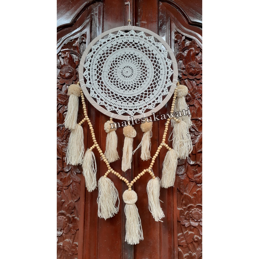 Dream catcher sulaman benang variasi kalung bola pom pom diameter 31cm