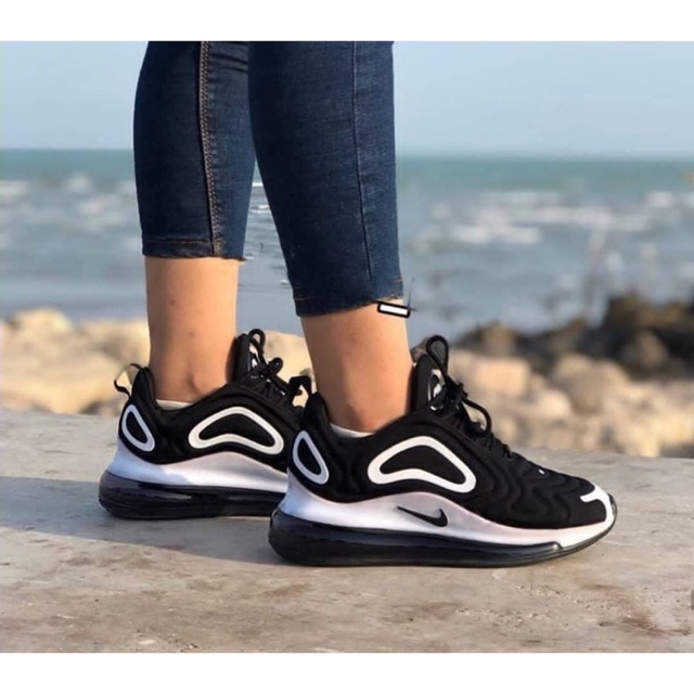 BONUS KAOSKAKI SEPATU SNEAKERS NIKE AIRMAX 720 PREMIUM UNISEX TERLARIS